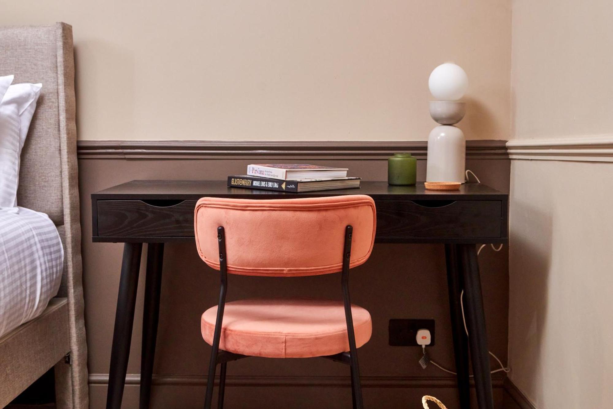 Settle In Winchester - Stylish Self Check-In Rooms 外观 照片
