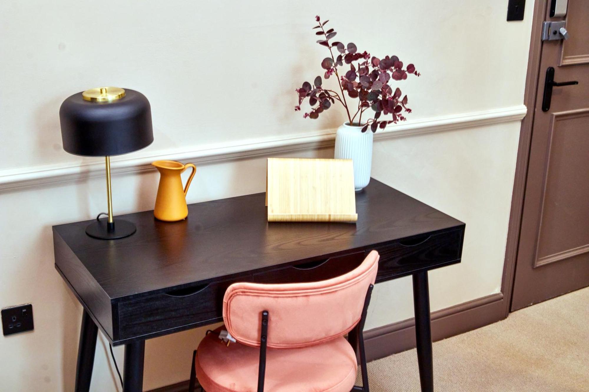 Settle In Winchester - Stylish Self Check-In Rooms 外观 照片