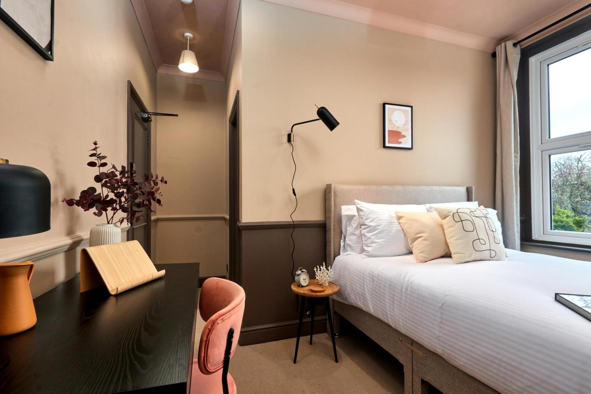 Settle In Winchester - Stylish Self Check-In Rooms 外观 照片