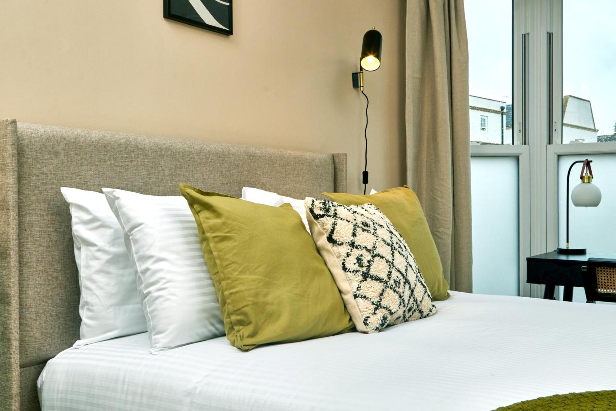 Settle In Winchester - Stylish Self Check-In Rooms 外观 照片